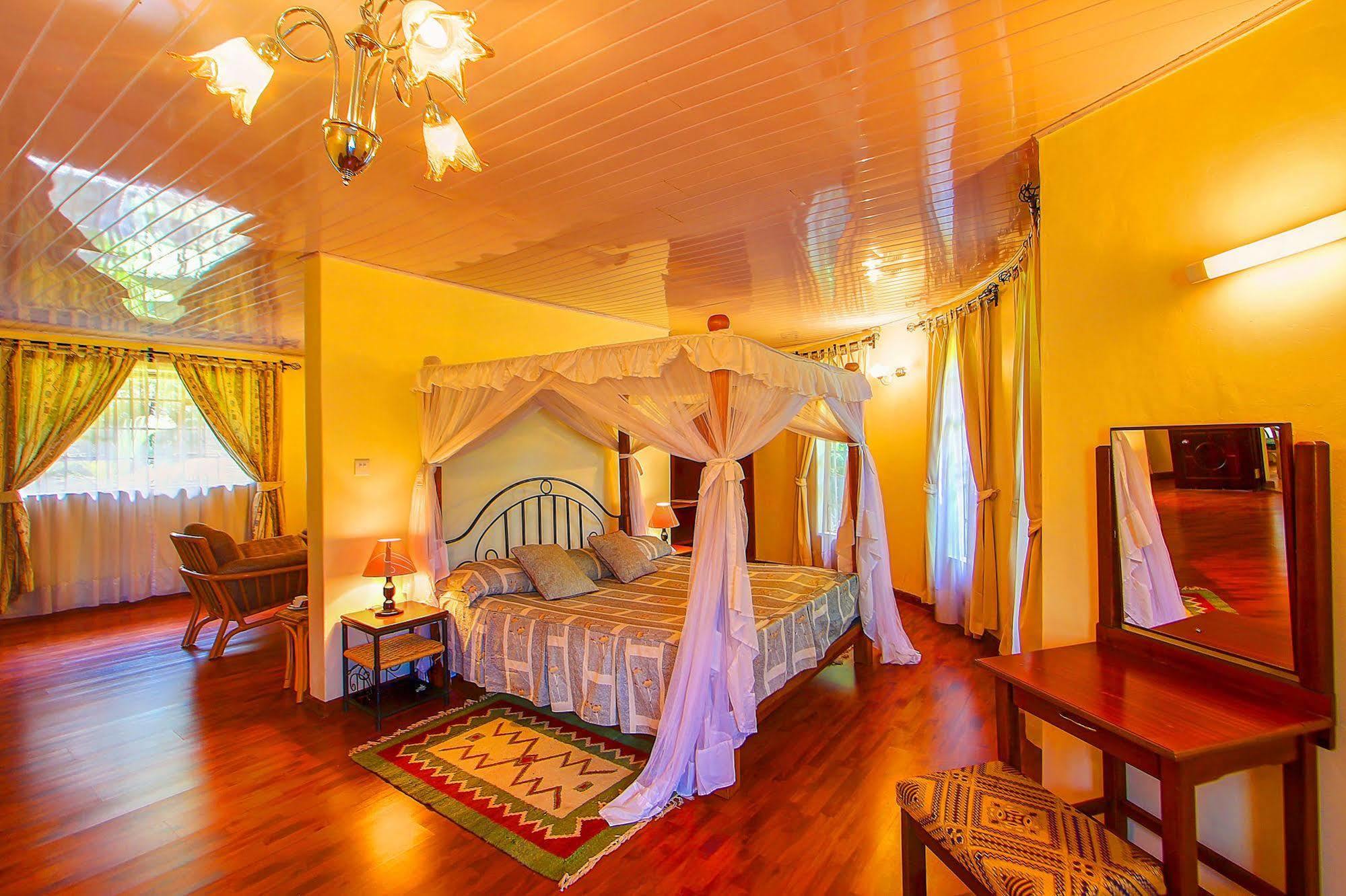 โป เพลส รีสอร์ต Hotel เอลโดเร็ท ภายนอก รูปภาพ
